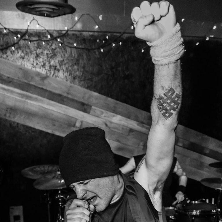 Interview with ExMisfits Singer Michale Graves .. Get Ready for a